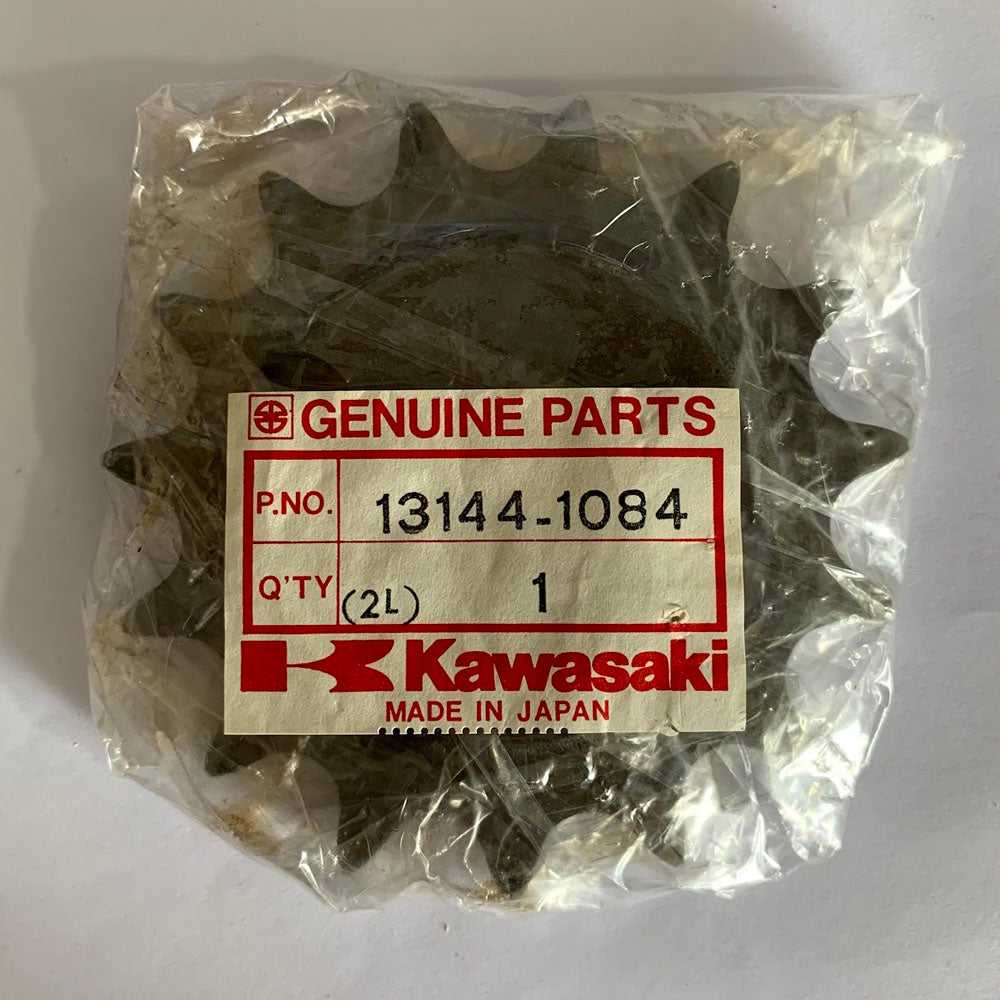 Kawasaki, Kawasaki Genuine Front Sprocket 13144-1084 NOS 15 Teeth