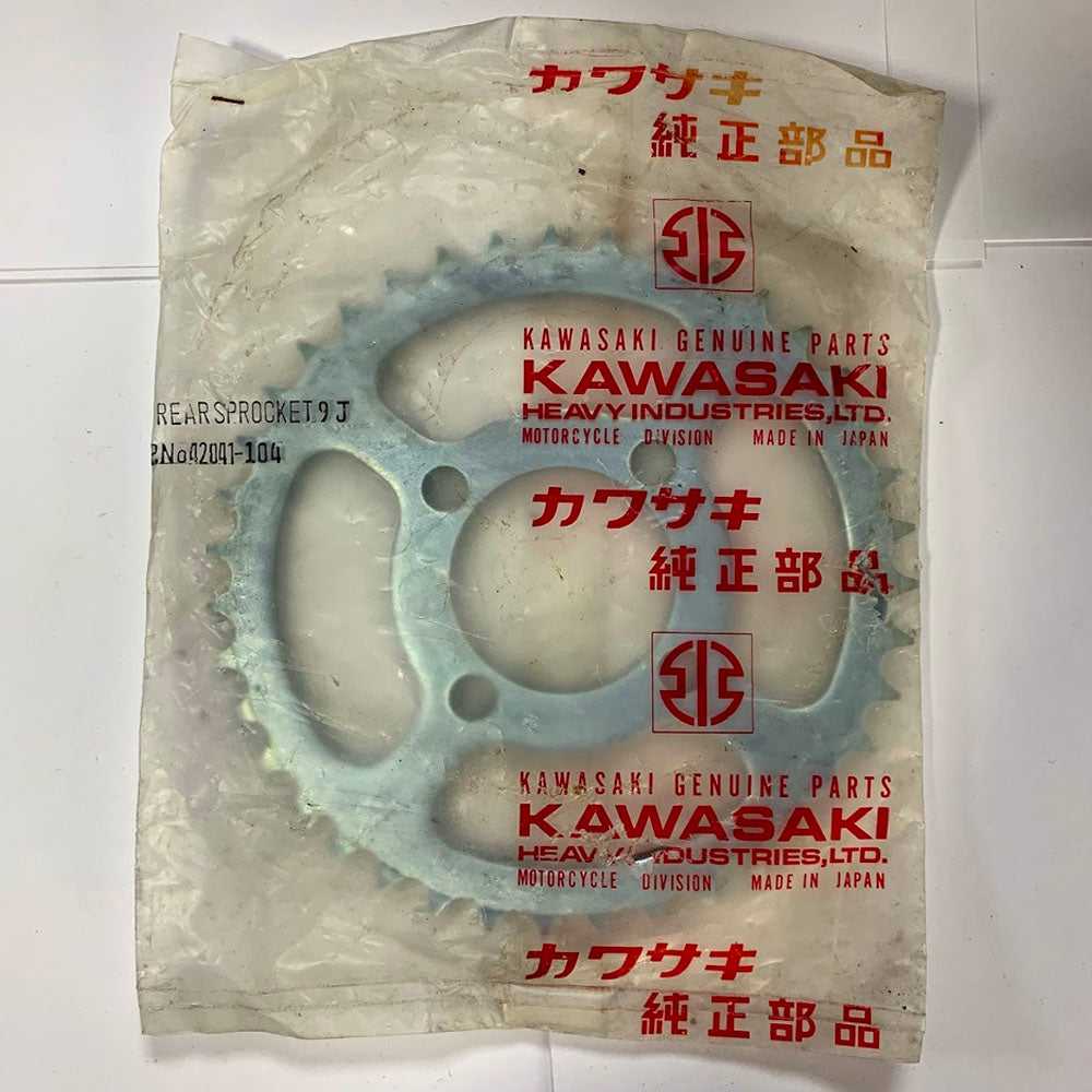 Kawasaki, Kawasaki Genuine Rear Sprocket 42041-104 NOS 39 Teeth